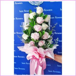 9-18 Big Pink & White Roses in Pink - Tall Bouquet A