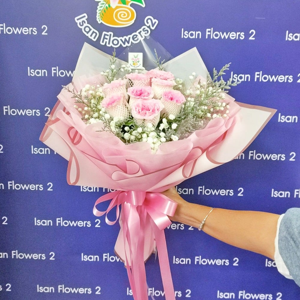 8 big pink roses in pink round bouquet b