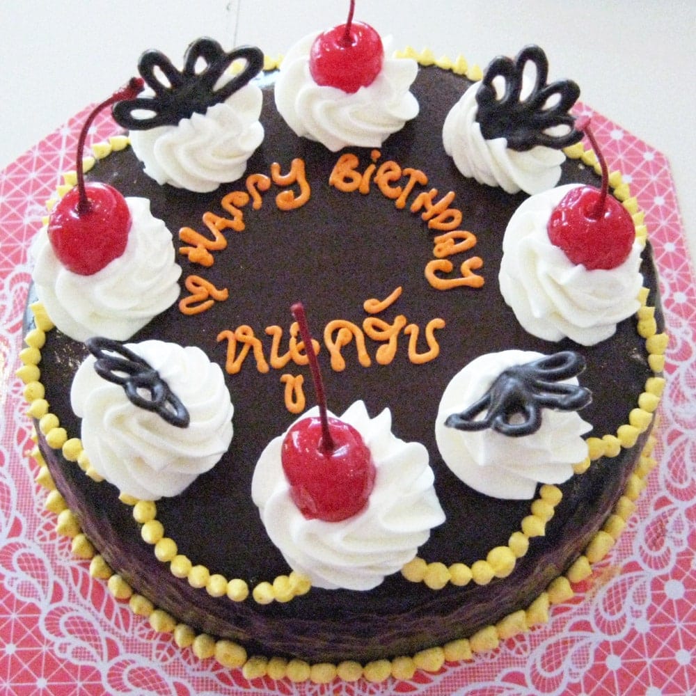 biscuits and cherries chocolate cake